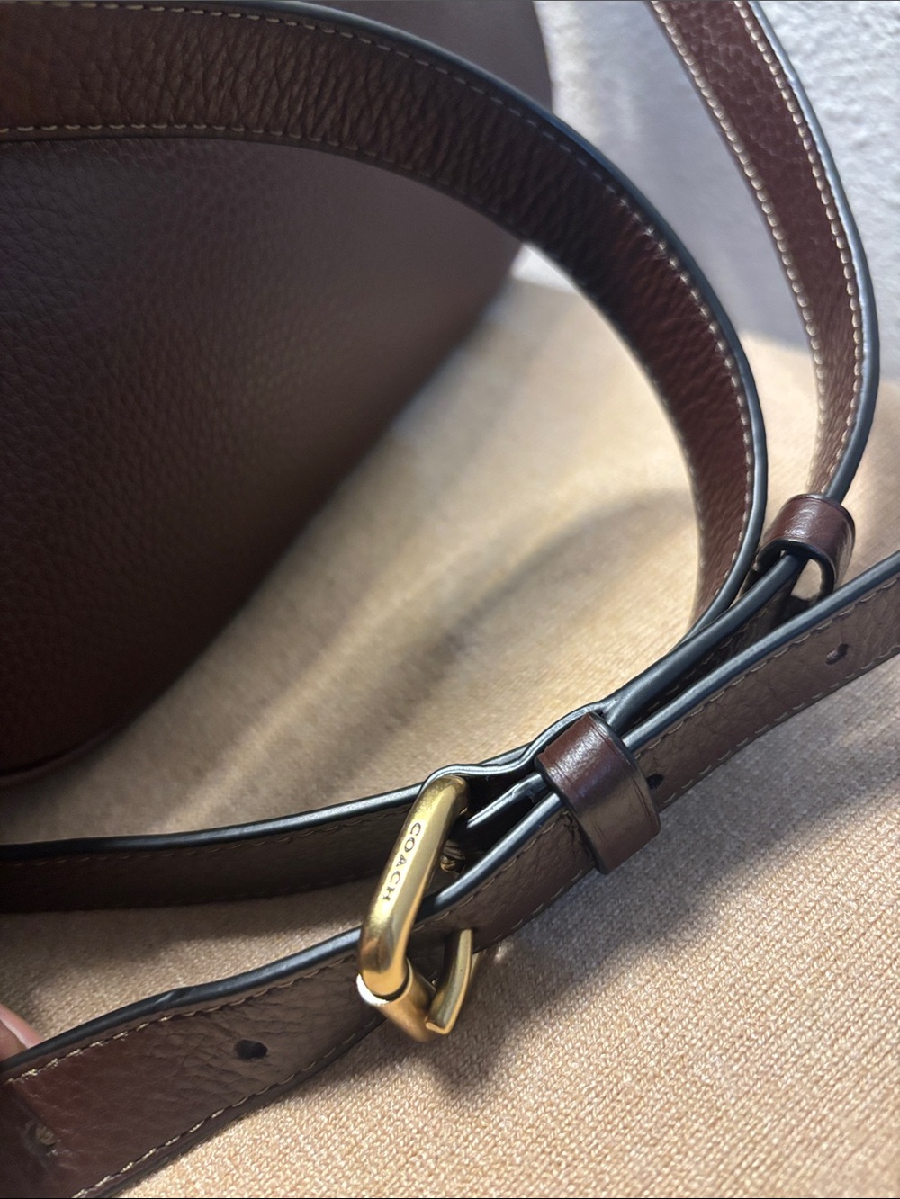 Coach Legacy Shoulder Bag - Picture 3 of 8